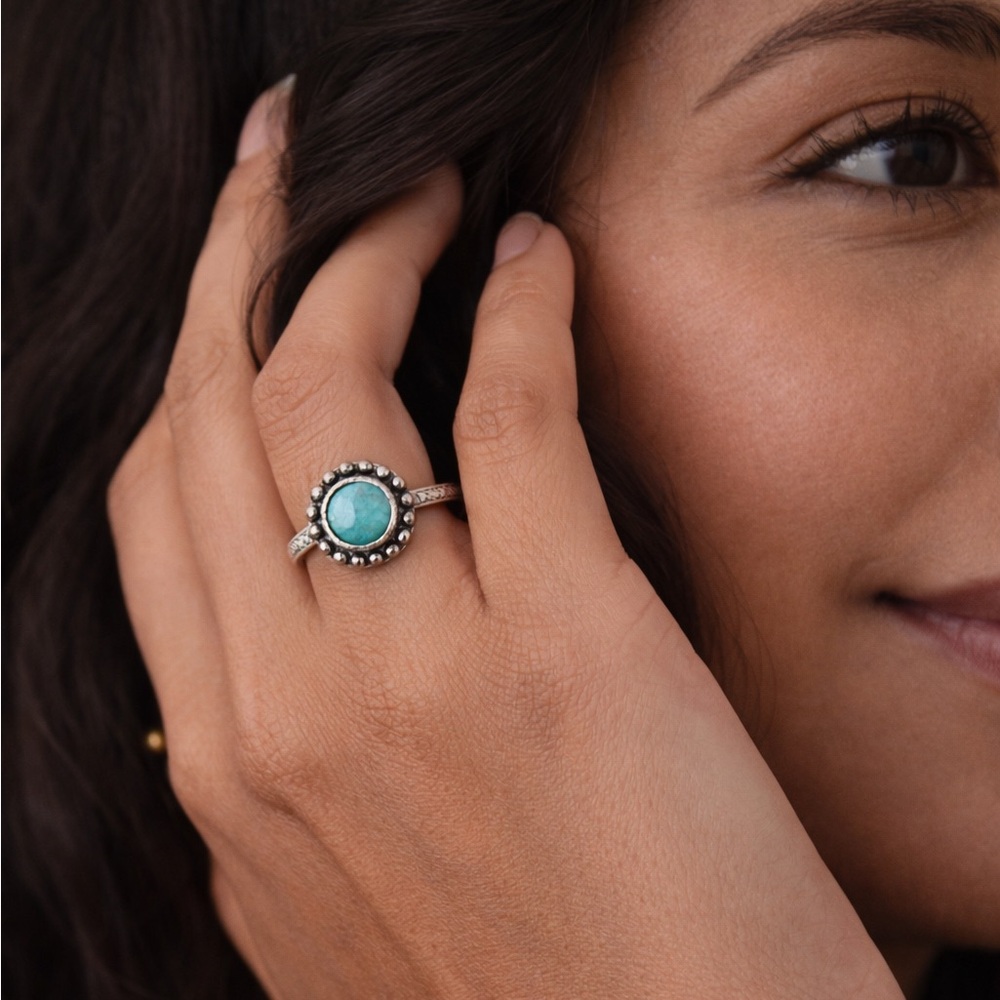 Sterling silver Bali Ring size 7,8 Simulated Turquoise Boho Style.